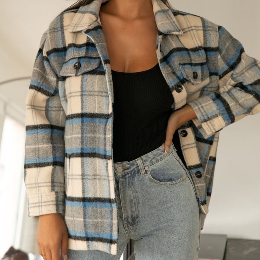 MISS LOLA Plaid Shacket